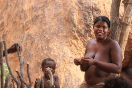 About 100,000 Damara people live in Namibia. The Damara have mystified anthropologists as they are a group of Bantu origin who speak a Khoisan dialect. Due to their resemblance to some bantu groups of West Africa, it is speculated that the Damara were the first people to migrate to Namibia from the north.